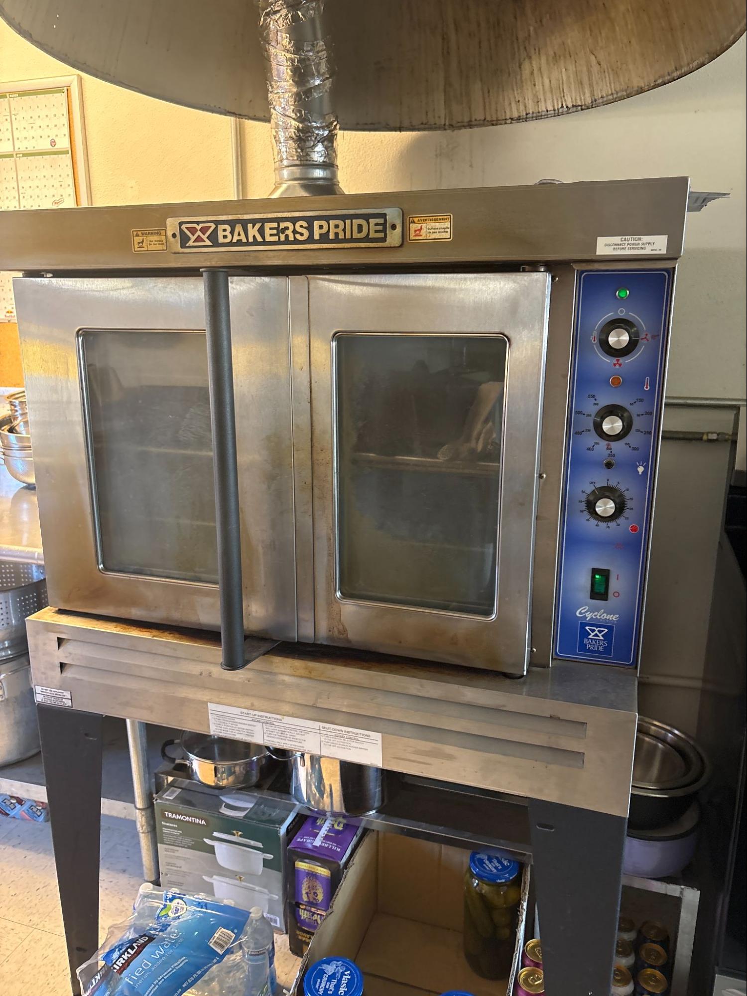Bakers Pride 455GDCGN1 gas oven serviced for thermocouple soot buildup in Milwaukie, Oregon