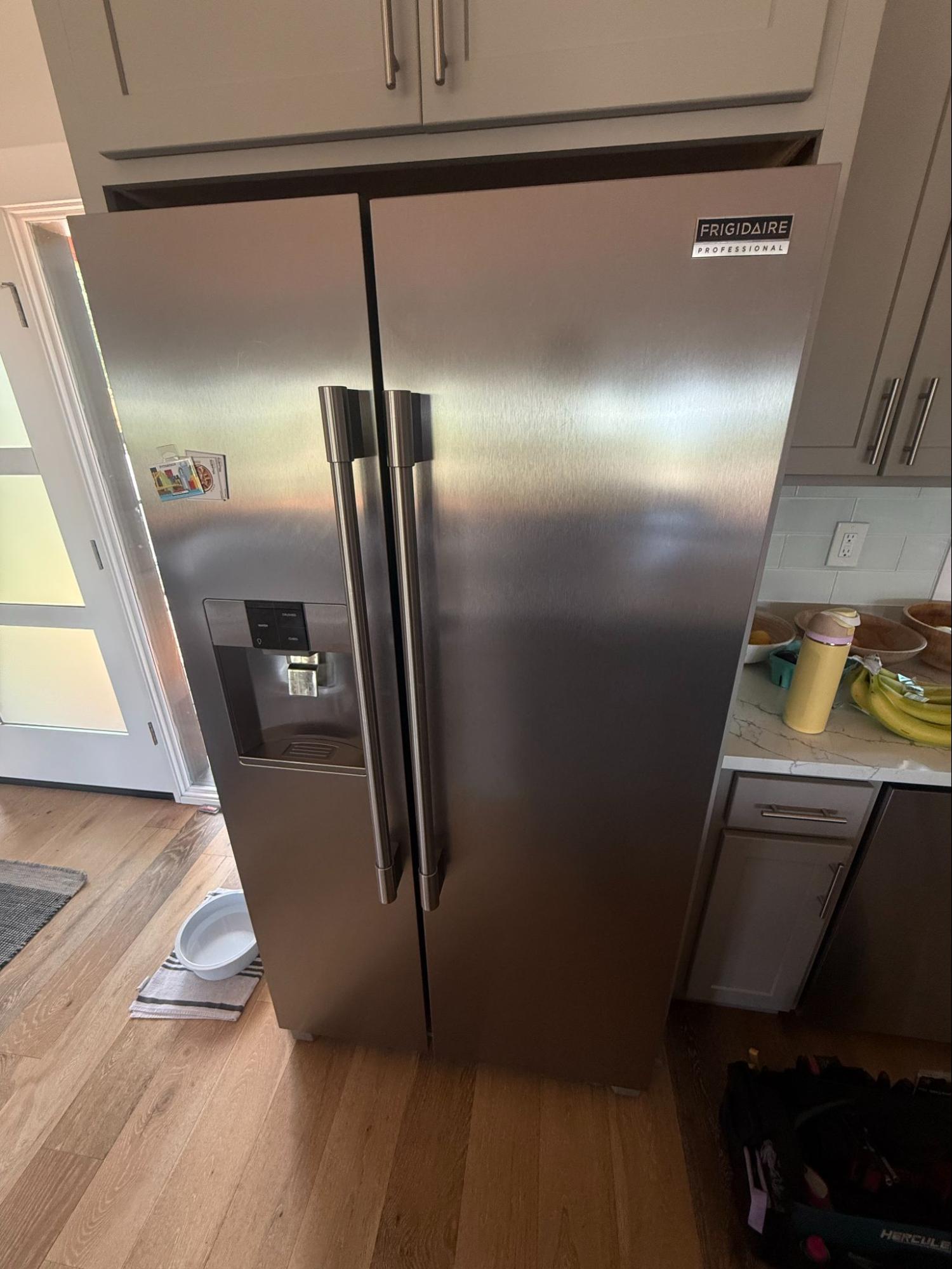 Frigidaire FPSC2277RF2 refrigerator and freezer inspected for ice buildup in West Linn, Oregon